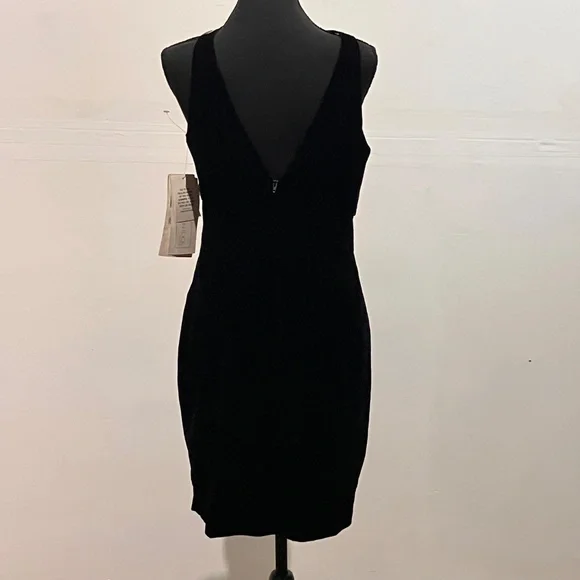 Scott McClintock, black and gold velvet dress - Picture 7 of 13